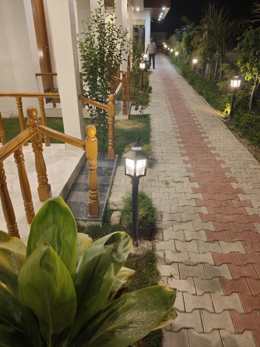 Corbett Jungle Breeze Resort Rāmnagar Exterior foto